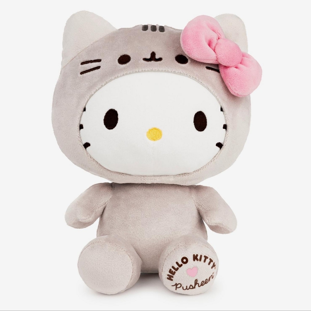 Hello Kitty Plusheen Costume Plushie